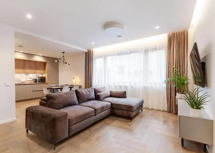 3 Bedroom Apart/24H Self Check In/Free Parking/Up To 6 People/